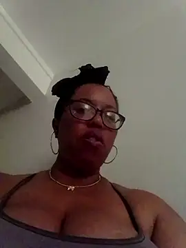 KittyKayla online show from 10.10.25