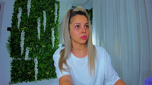 VivienCarter online show from 10.06.25