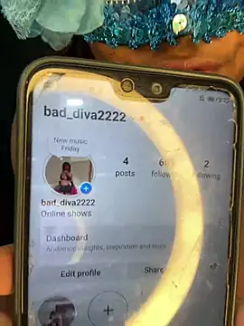 Snapshot of bad_diva chatting on 01.03.25 bad diva online show from 01.03.25