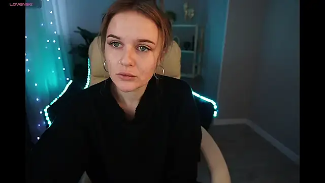 MaribelRiverr  online show from 12.27.24