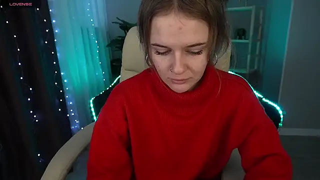 MaribelRiverr  online show from 12.30.24