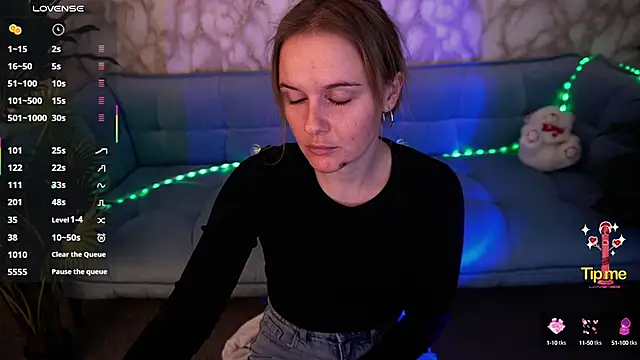 MaribelRiverr  online show from 10.04.25