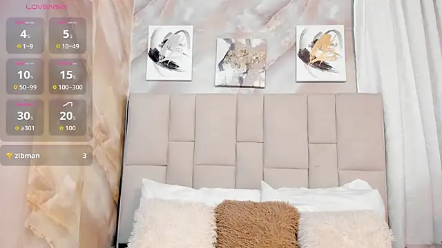 Jaslyn  Smith online show from 10.27.25