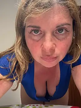 Lombada online show from 04.18.26