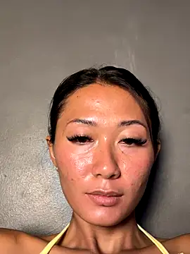 Snapshot of thai-dreamgirl chatting on 10.23.25 thai-dreamgirl online show from 10.23.25