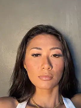 Snapshot of thai-dreamgirl chatting on 11.04.25 thai-dreamgirl online show from 11.04.25