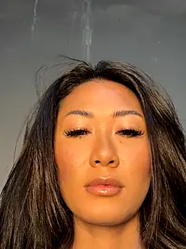 Snapshot of thai-dreamgirl chatting on 11.16.25 thai-dreamgirl online show from 11.16.25