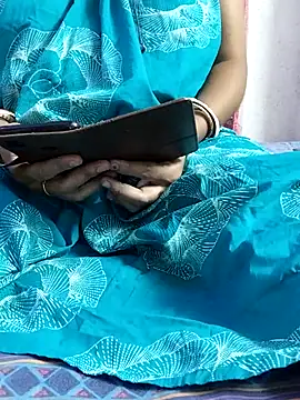 Snapshot of miss-Riy chatting on 05.13.26 miss-Riy online show from 05.13.26