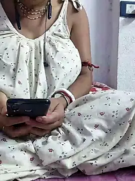 Snapshot of miss-Riy chatting on 07.07.26 miss-Riy online show from 07.07.26