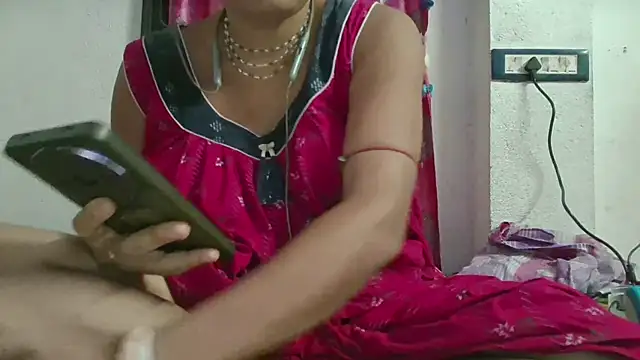 Snapshot of miss-Riy chatting on 07.24.26 miss-Riy online show from 07.24.26