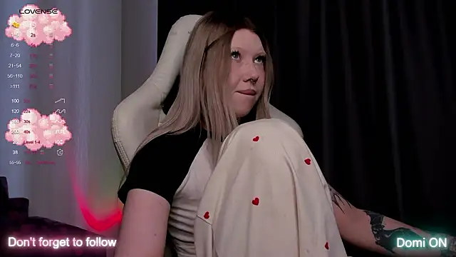 takeyourmolly online show from 03.14.26