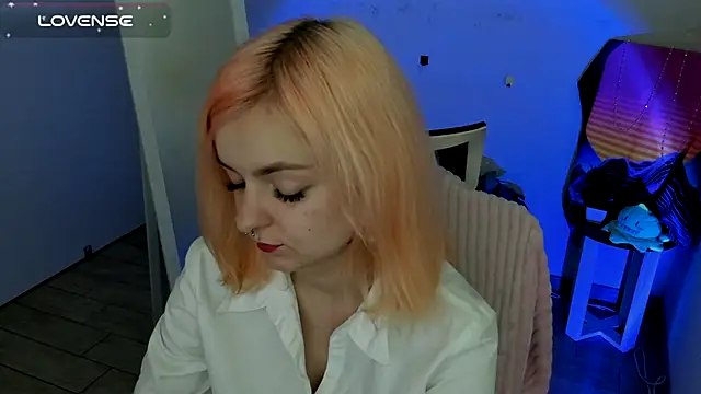 Fire Bestie online show from 09.14.25