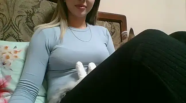 Emma 99 online show from 02.11.25