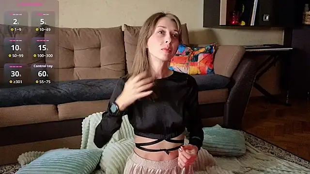 NinaNovalicious online show from 06.08.26