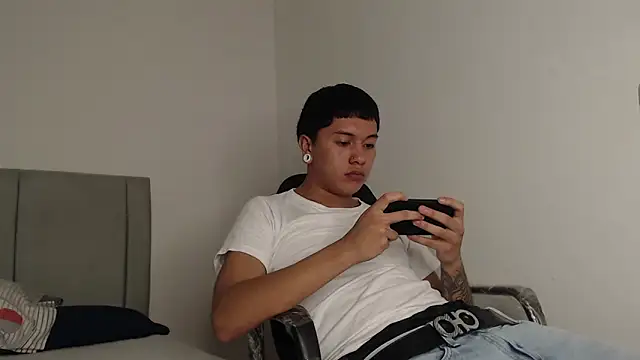 alex-lover online show from 04.09.26