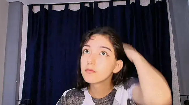 Snapshot of Marcelaa_fox chatting on 12.05.24 Marcelaa fox online show from 12.05.24