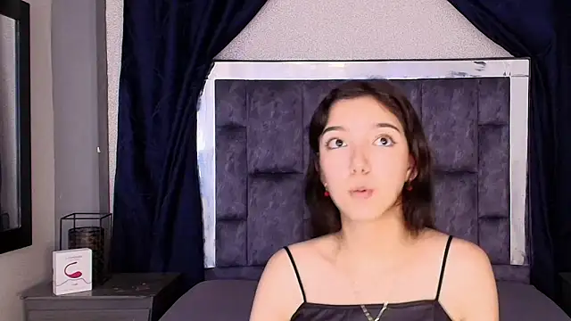 Snapshot of Marcelaa_fox chatting on 01.10.25 Marcelaa fox online show from 01.10.25