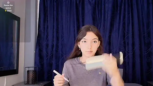 Snapshot of Marcelaa_fox chatting on 02.26.25 Marcelaa fox online show from 02.26.25