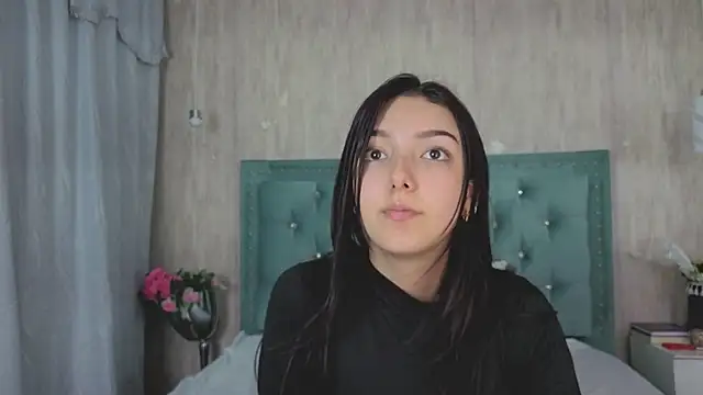 Snapshot of Marcelaa_fox chatting on 09.11.25 Marcelaa fox online show from 09.11.25