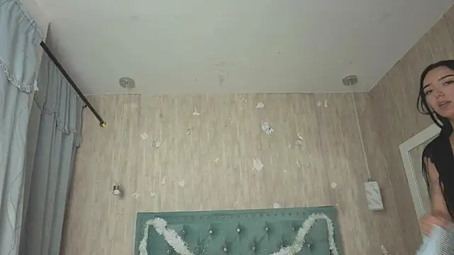 Snapshot of Marcelaa_fox chatting on 12.05.25 Marcelaa fox online show from 12.05.25