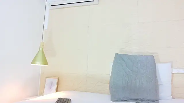 Chocolatte bar online show from 09.30.25