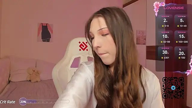 Snapshot of di_shanti chatting on 02.10.25 di shanti online show from 02.10.25