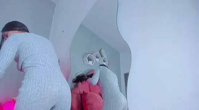 StefanyWilliams  online show from 01.24.25