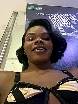 CamiEstrada online show from 09.26.25