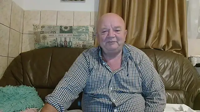 fullballs6 online show from 10.03.25