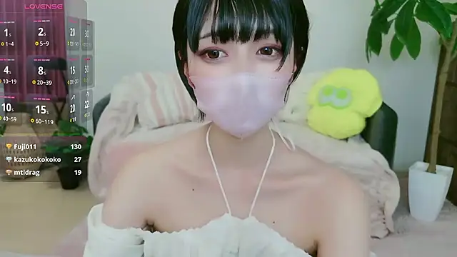 Snapshot of cohaku_329 chatting on 09.27.25 cohaku 329 online show from 09.27.25