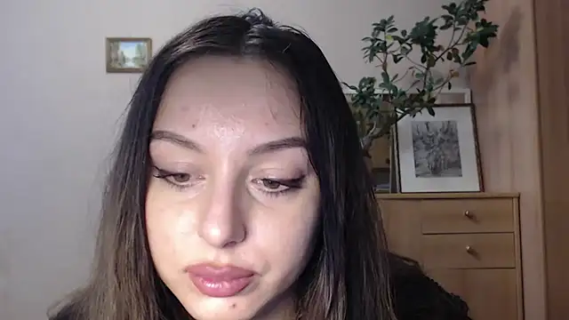 courtneyPerfect online show from 01.20.25