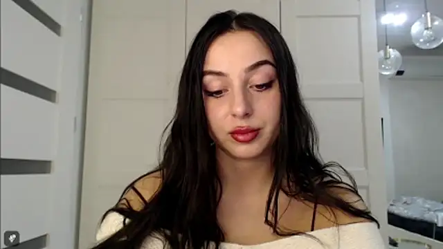 courtneyPerfect online show from 12.15.25