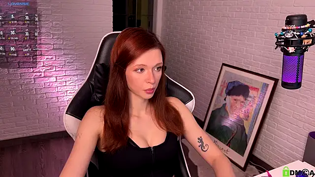 Snapshot of mirai_meeow chatting on 12.02.24 mirai meeow online show from 12.02.24