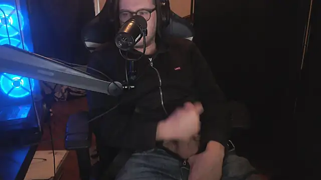 chicostick413 online show from 11.10.25