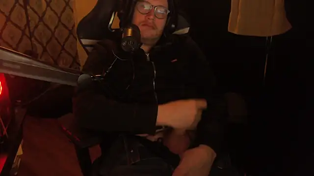 chicostick413 online show from 02.11.26