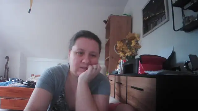 Snapshot of ReifeVenna chatting on 07.03.26 ReifeVenna online show from 07.03.26
