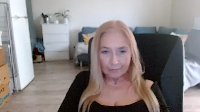 sofia xkiss online show from 01.07.25