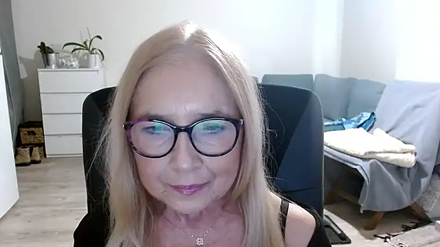 sofia xkiss online show from 01.15.25