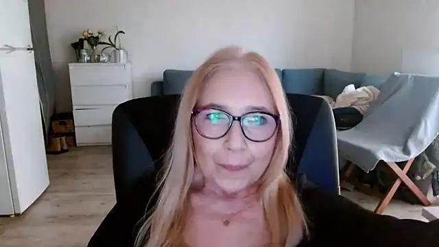 sofia xkiss online show from 01.23.25