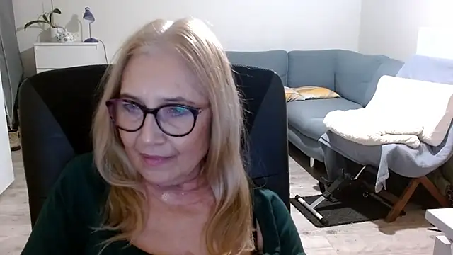 sofia xkiss online show from 02.07.25