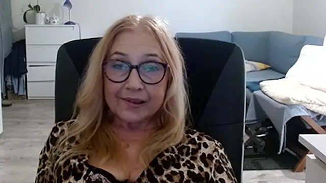 sofia xkiss online show from 02.24.25