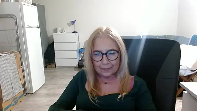 sofia xkiss online show from 03.06.25