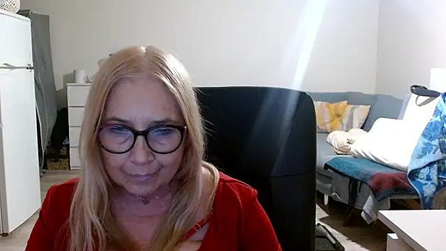 sofia xkiss online show from 03.18.25