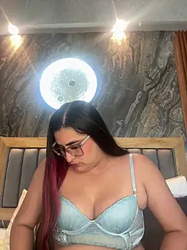 BellaPeers  online show from 09.24.25