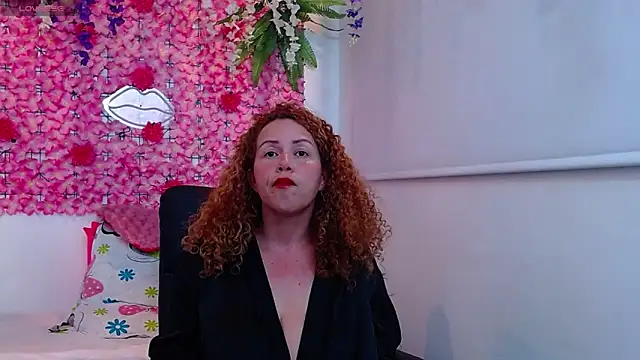 Snapshot of BLONDE_SEXYHOT chatting on 01.21.25 BLONDE SEXYHOT online show from 01.21.25