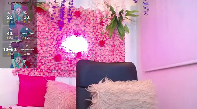 Snapshot of BLONDE_SEXYHOT chatting on 03.05.25 BLONDE SEXYHOT online show from 03.05.25