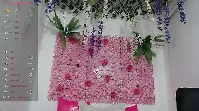 Snapshot of BLONDE_SEXYHOT chatting on 03.15.25 BLONDE SEXYHOT online show from 03.15.25