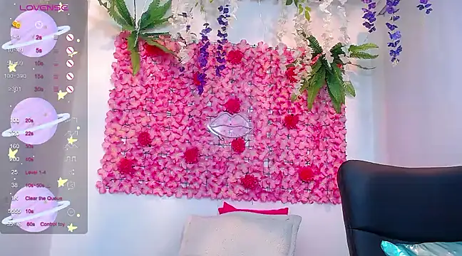 Snapshot of BLONDE_SEXYHOT chatting on 03.22.25 BLONDE SEXYHOT online show from 03.22.25