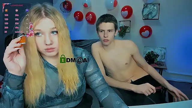 juli kisss online show from 02.19.25