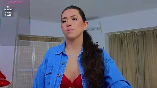 Snapshot of SweetScribe chatting on 11.13.25 SweetScribe online show from 11.13.25